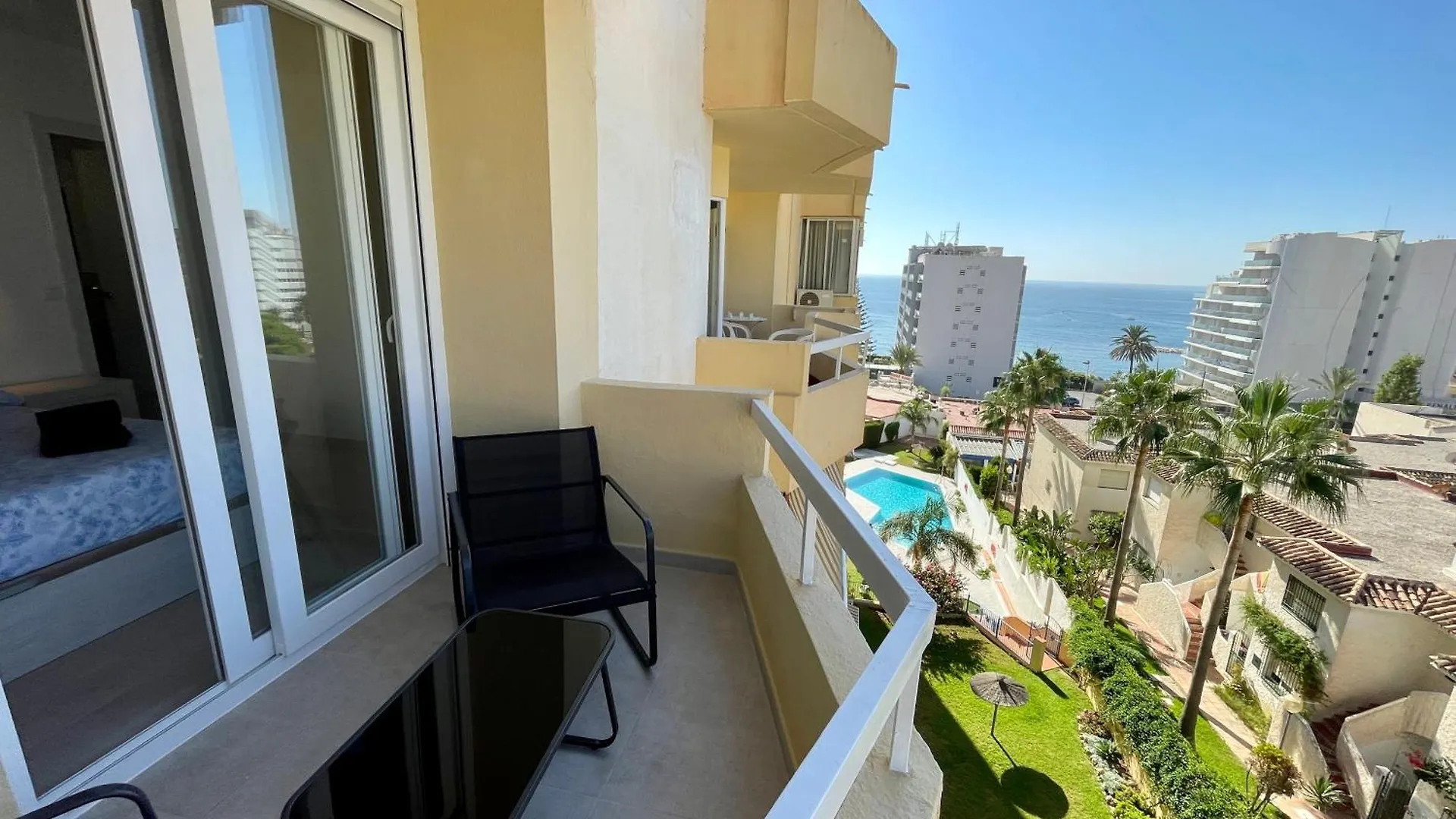 Apartamentos Orfeo Azul 