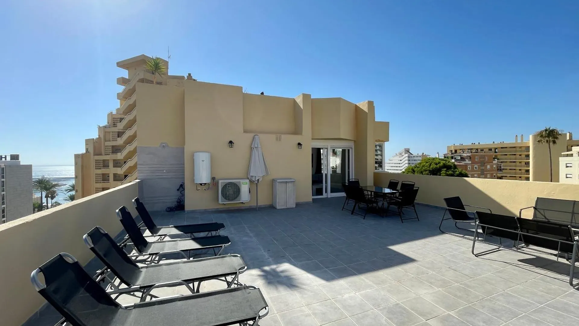 Apartamentos Orfeo Azul 