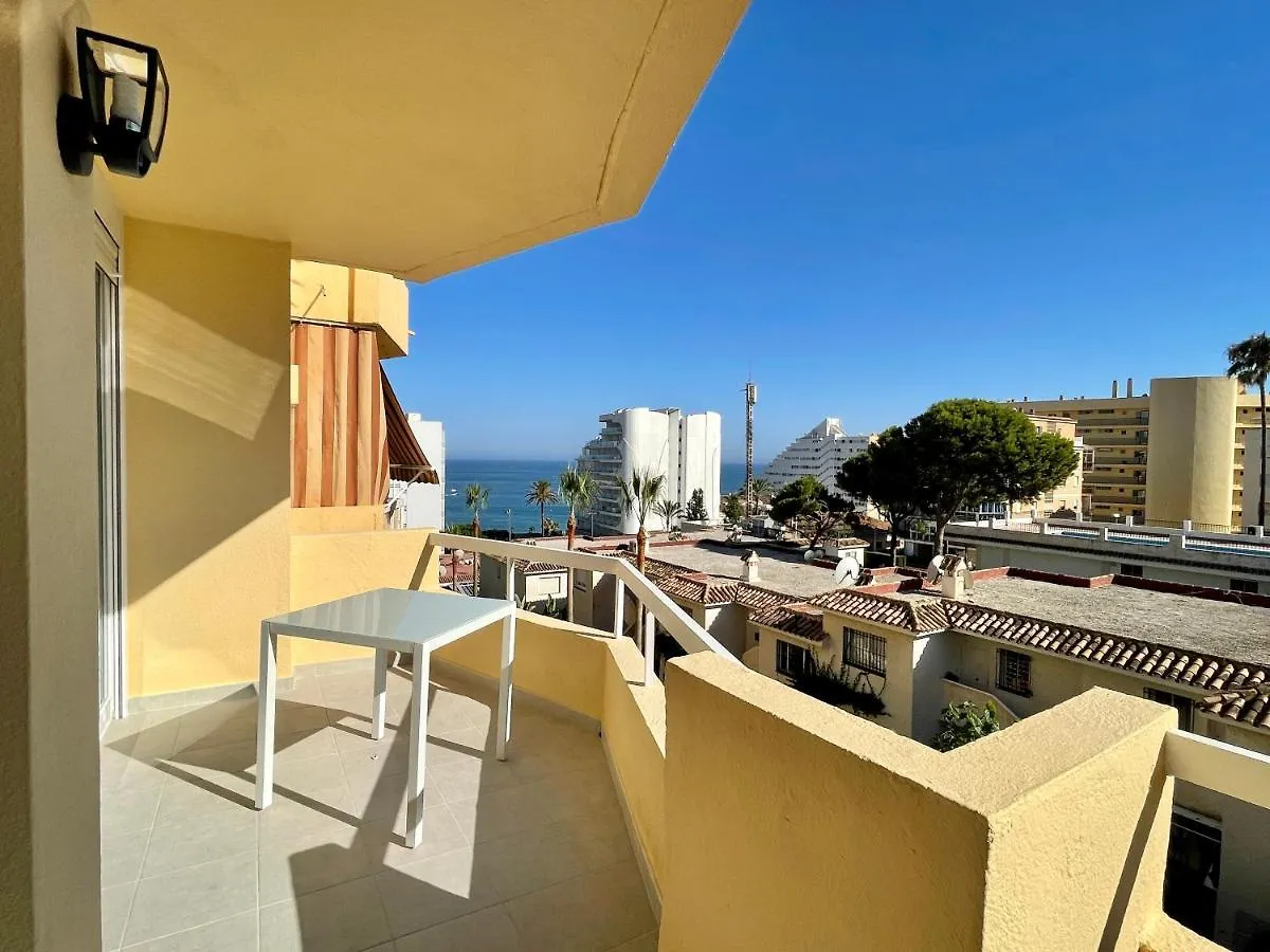 Apartamentos Orfeo Azul 